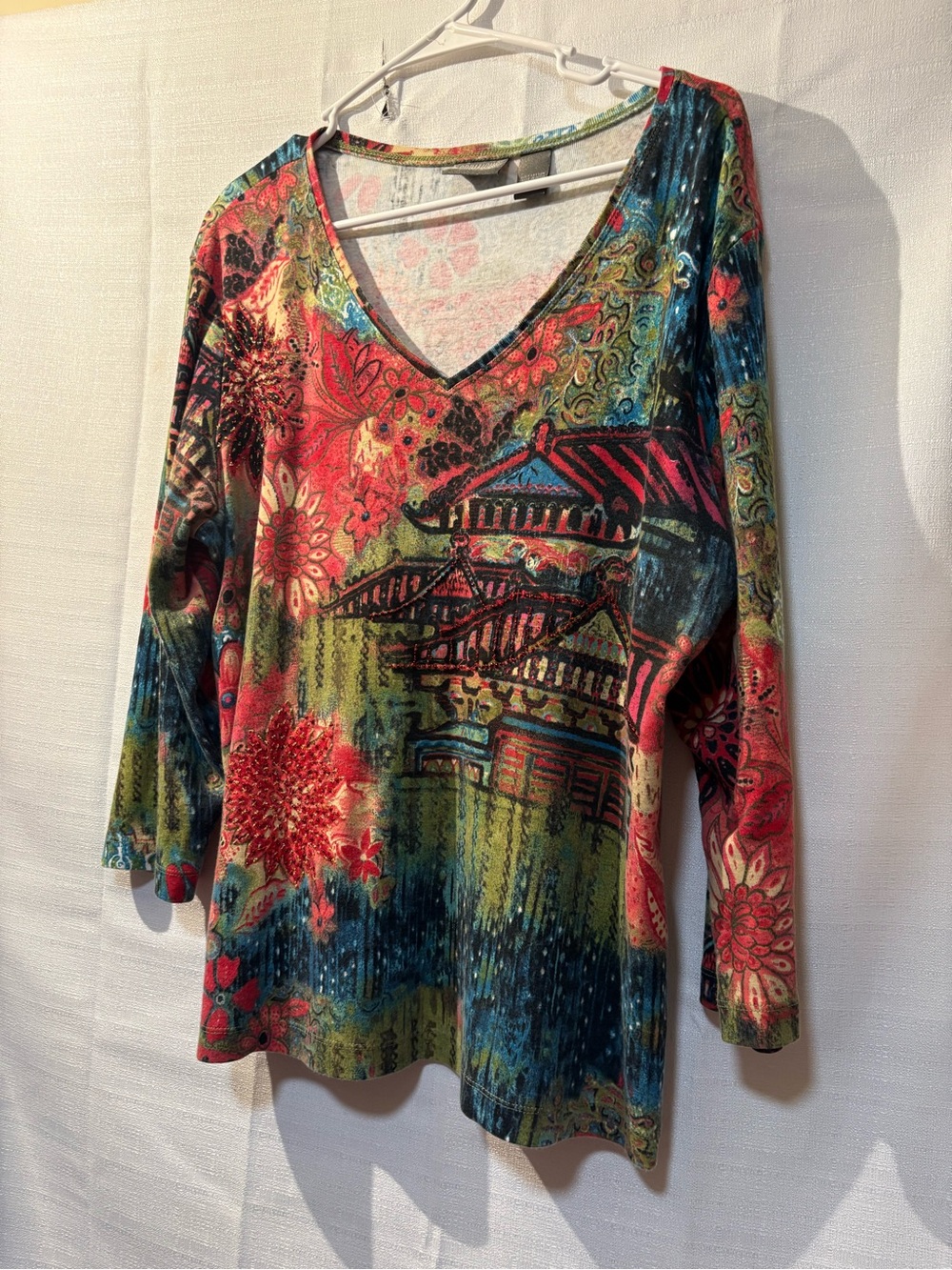 Chico’s Vibrant #Artsy Top! #Boho,#Colorful and Soft!Flattering V-Neck